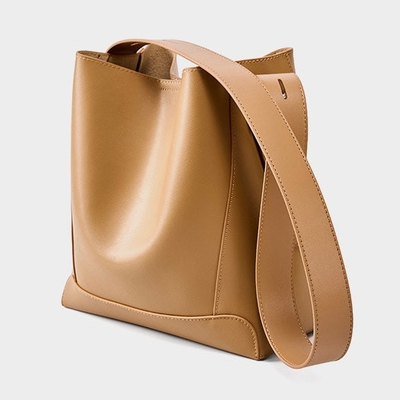 Bolsa Bucket Oversized de Couro Genuíno para Transversal e Ombro