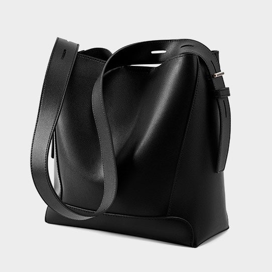 Bolsa Bucket Oversized de Couro Genuíno para Transversal e Ombro