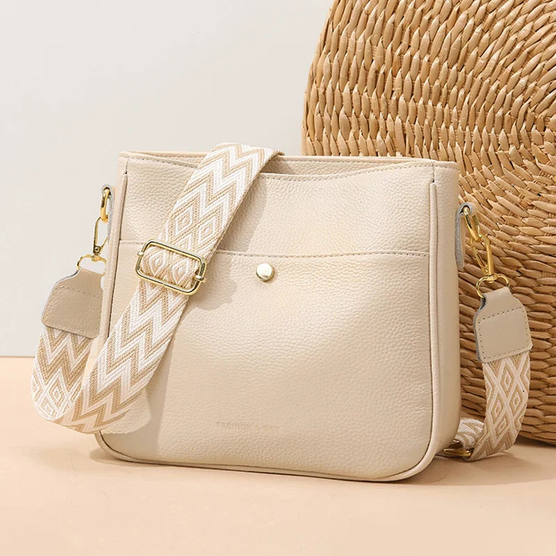 Juliet | Bolsa de Ombro em Couro Refinado