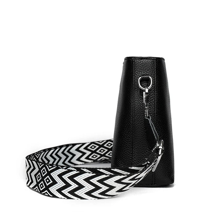 Matilda | Bolsa de Ombro de Couro Refinado